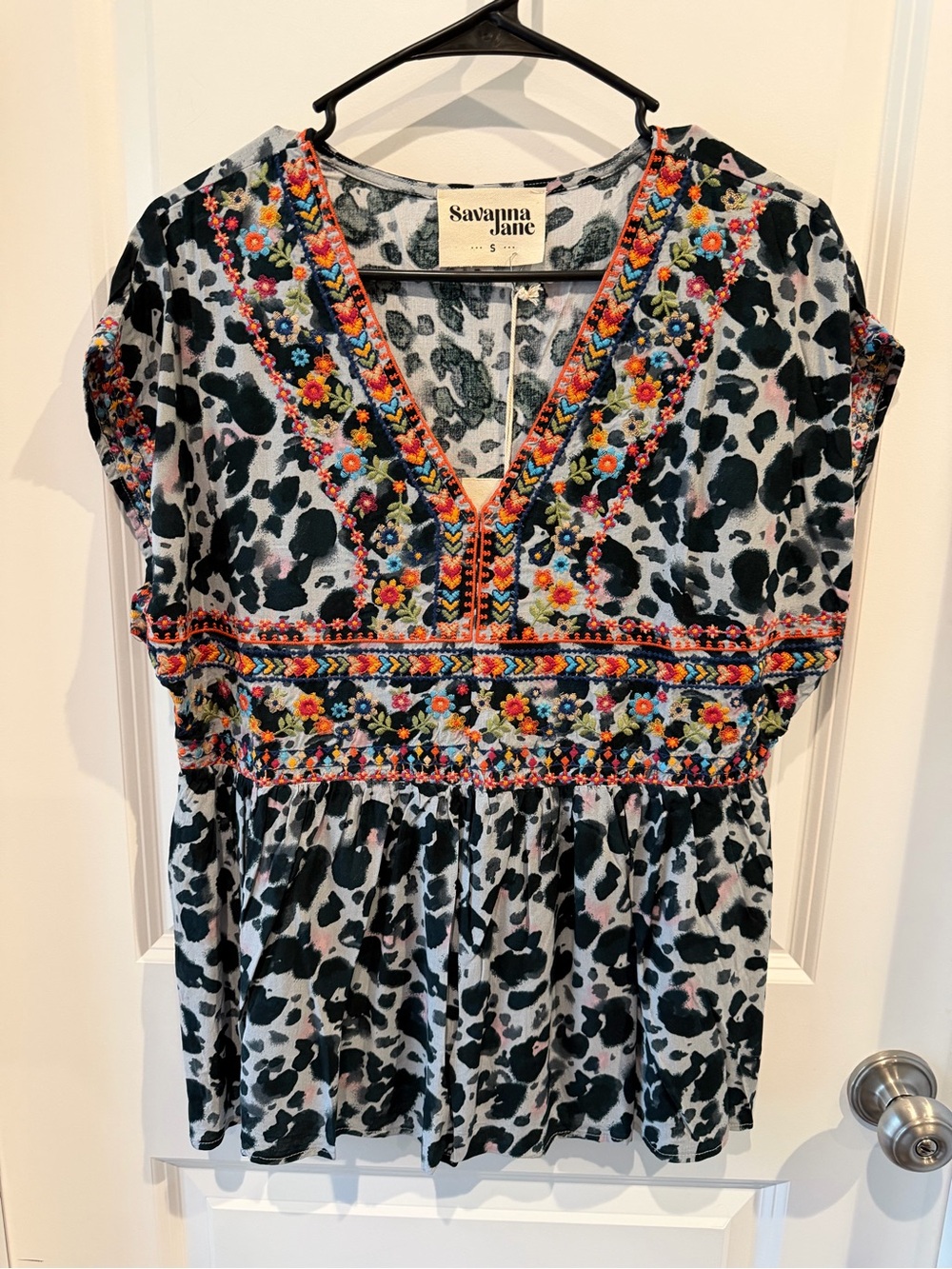 NWT Savanna Jane Top Size Small